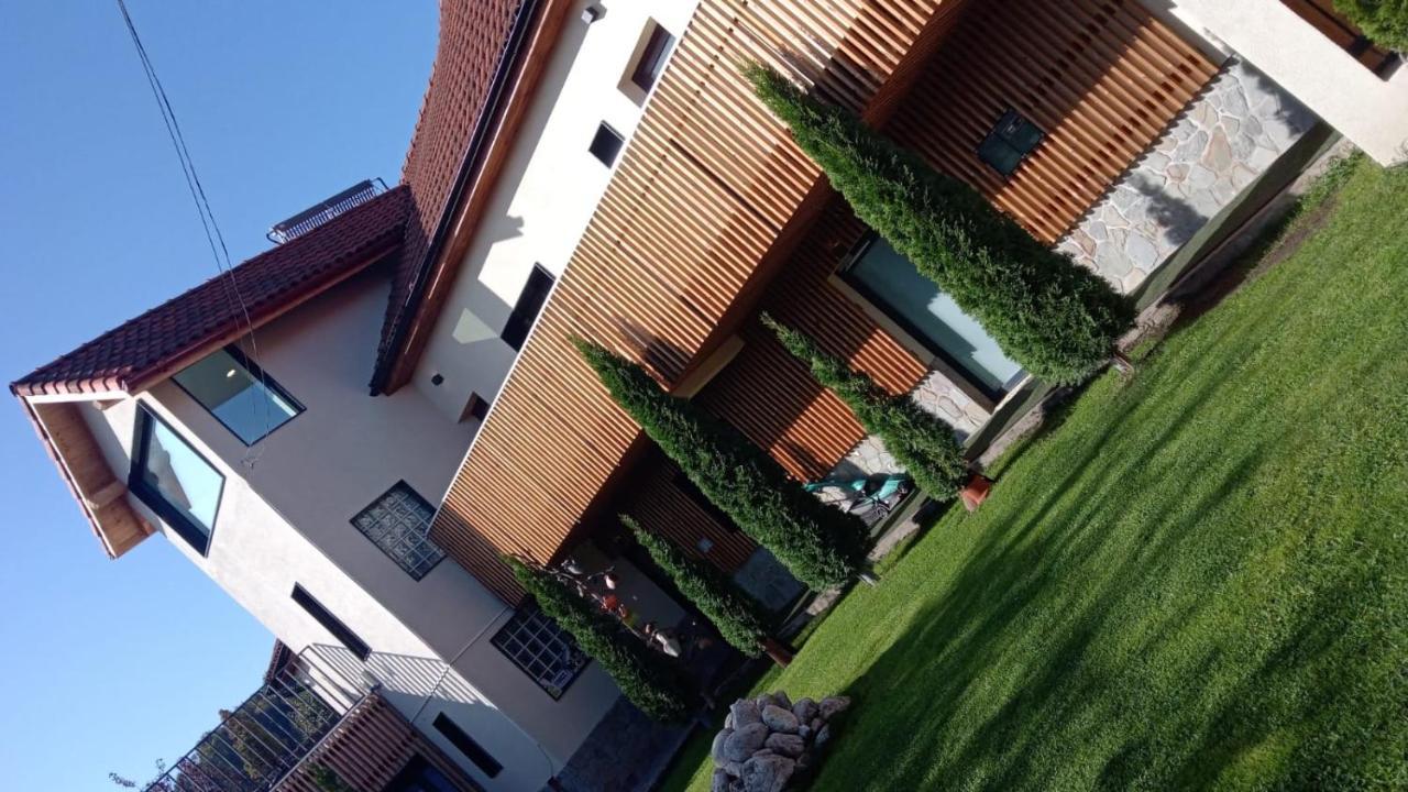 Casa Borgo Hotel Brasov Bagian luar foto